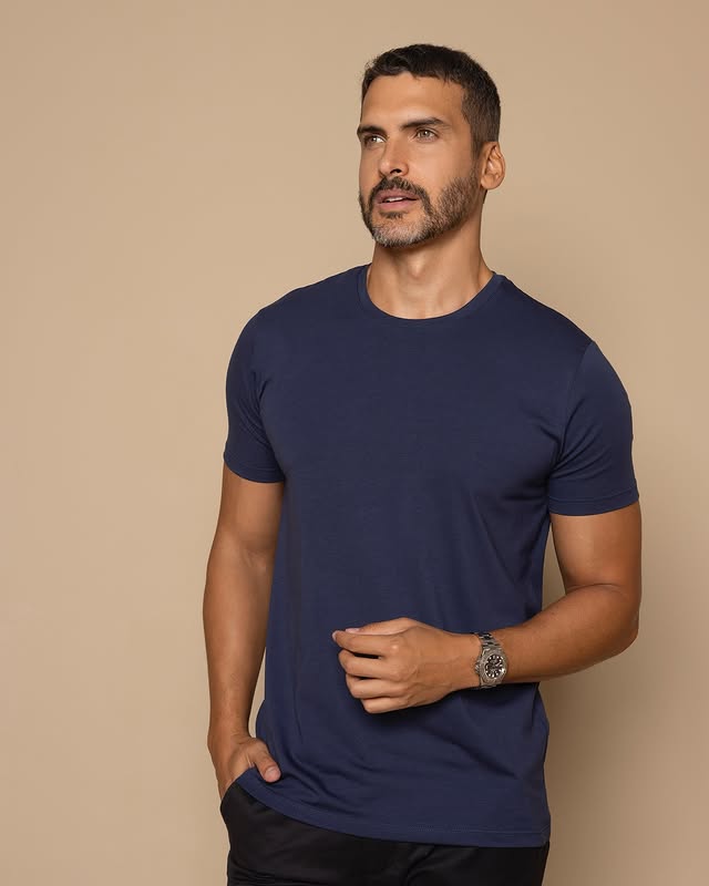 Kit 5 Camisetas Básicas + 3 Bermudas Masculinas