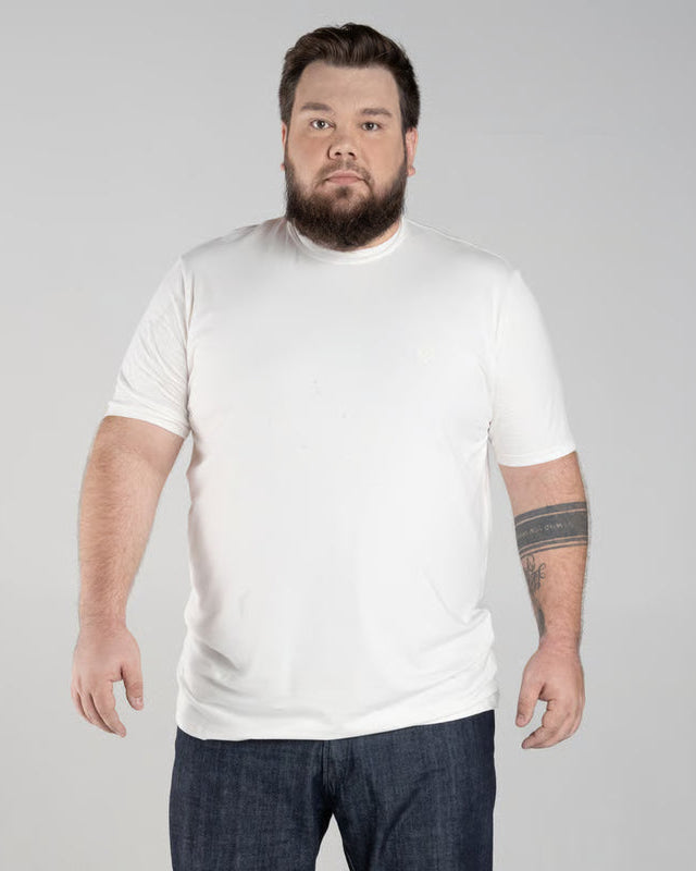 Kit 5 Camisetas Básicas + 3 Bermudas Masculinas